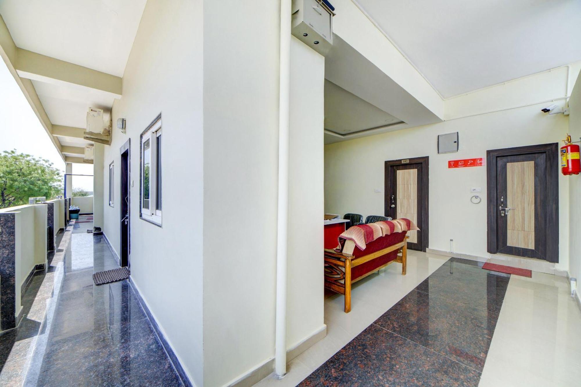 Hotel O Ksl Guest House Karimnagar Exterior photo